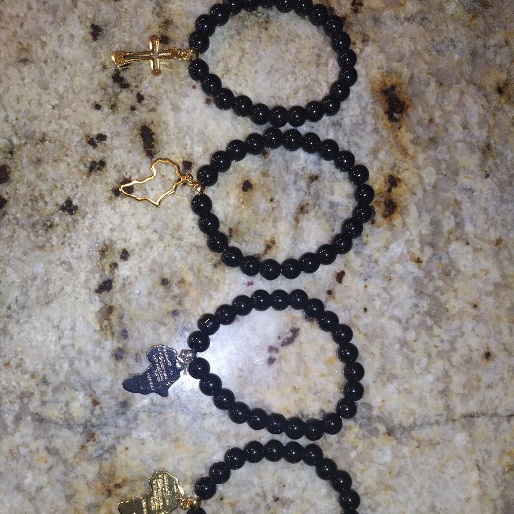 Authentic African hand craft beads bracelets
